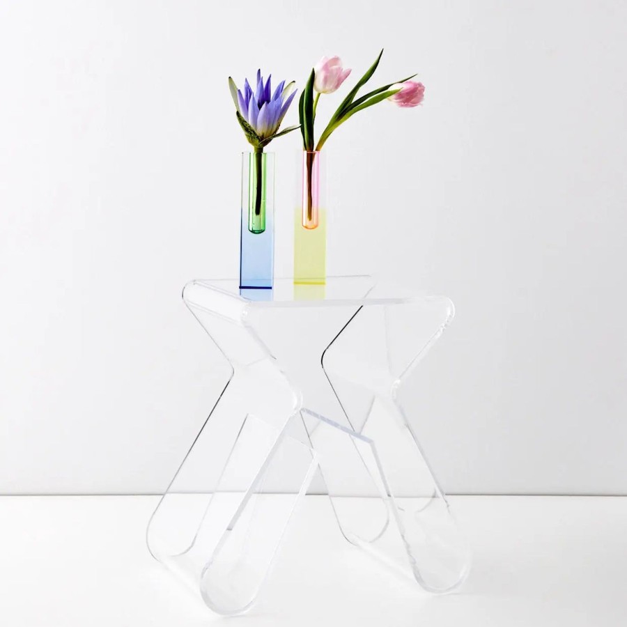 GigiandTom Paperclip Acrylic Side Table Clear | Furniture