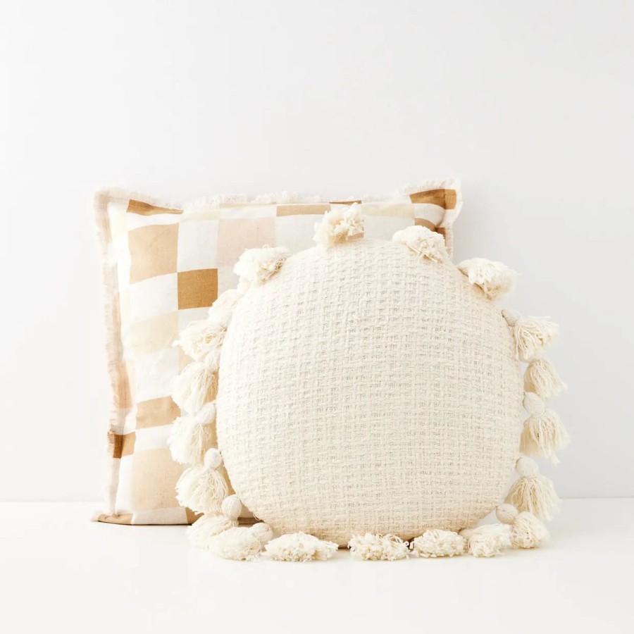 GigiandTom Round Tassel Cushion With Insert White | Cushions & Throws